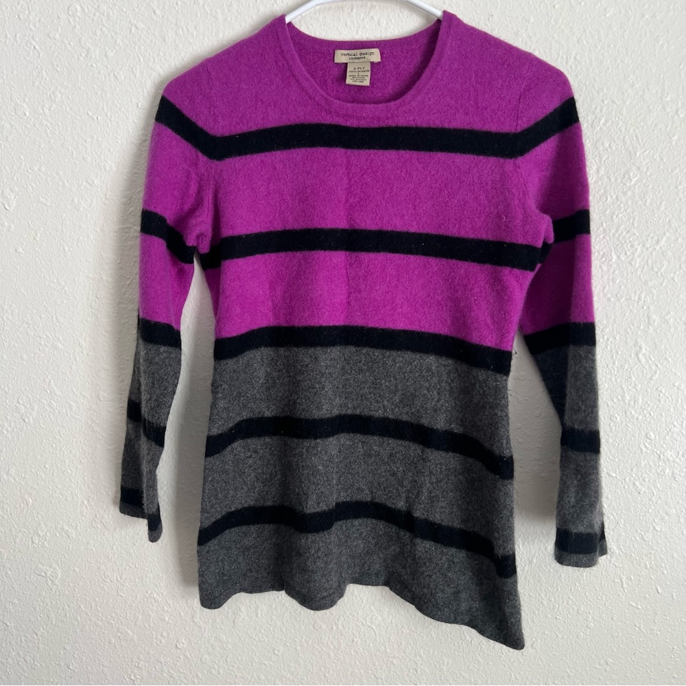 Size L Vertical Design  lFuchsia, Gray Striped Cashmere-Blend Crewneck Sweater